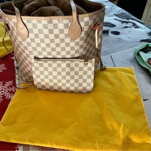 Checkered white tote bag